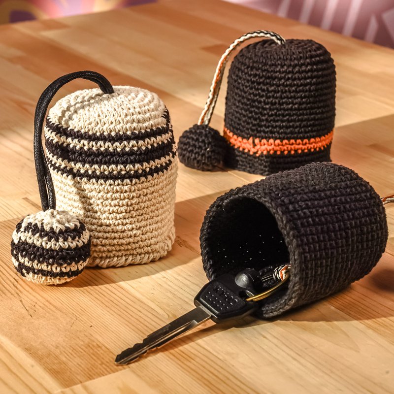 [Original Fengyi Station] Crocheted totem key bag | Impression of aboriginal clothing in Taiwan - อื่นๆ - ผ้าฝ้าย/ผ้าลินิน 