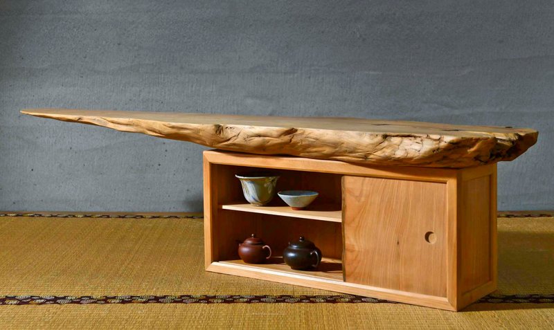 Taiwanese cypress natural edge/tatami tea table - Other Furniture - Wood 