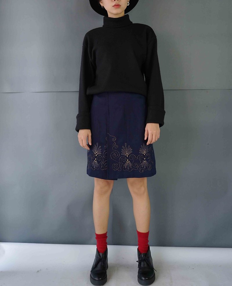 Restyle transforms vintage - new art curved gold line dark blue wool A word skirt - กระโปรง - ขนแกะ สีน้ำเงิน