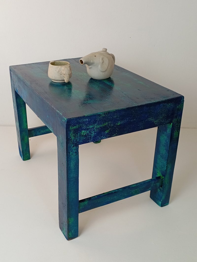 Wooden table Low table Art coffee table - 餐桌/書桌 - 木頭 藍色