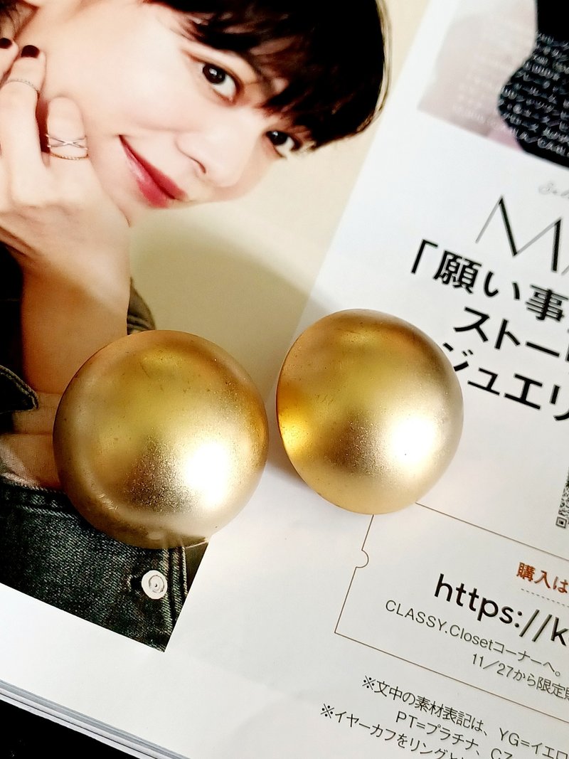 vintage jewelry  簡約霧金半球 夾式耳環 - 耳環/耳夾/耳骨夾 - 其他金屬 