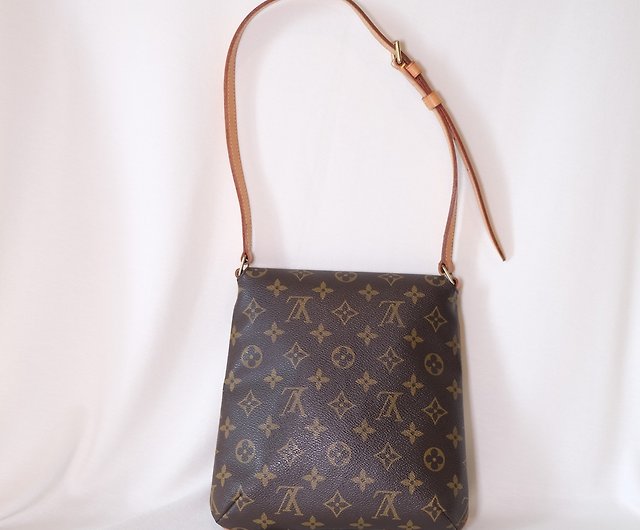 Louis Vuitton Underarm Bag Without