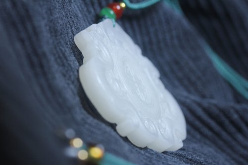 龍と鳳凰の翡翠ペンダント】ブティック天然和天翡翠ペンダント