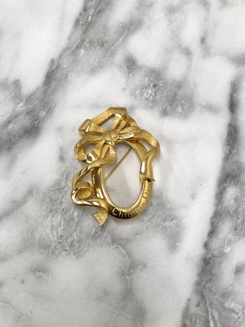 DIOR ヴィンテージ　ブローチ　リボン　ゴールド ♡極美品♡ Christian Dior ディオール ブローチ リボン ゴールド