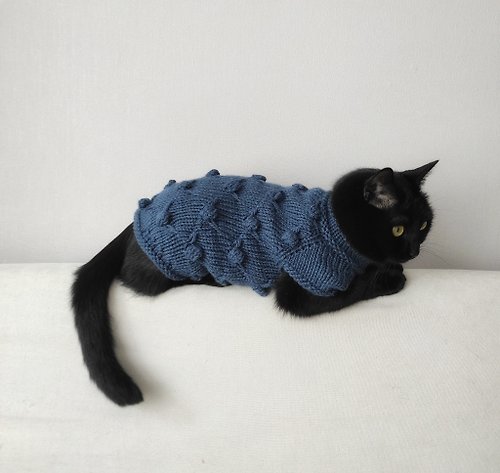 StylishCatDesign Hand knit pet jumper Cat sweater Clothing for cat Pet outfit Knit jacket for cat