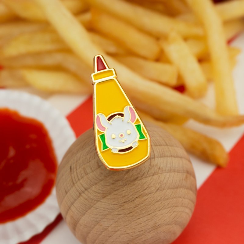 Mouse Tarde Enamel Pin - 胸針 - 其他金屬 黃色