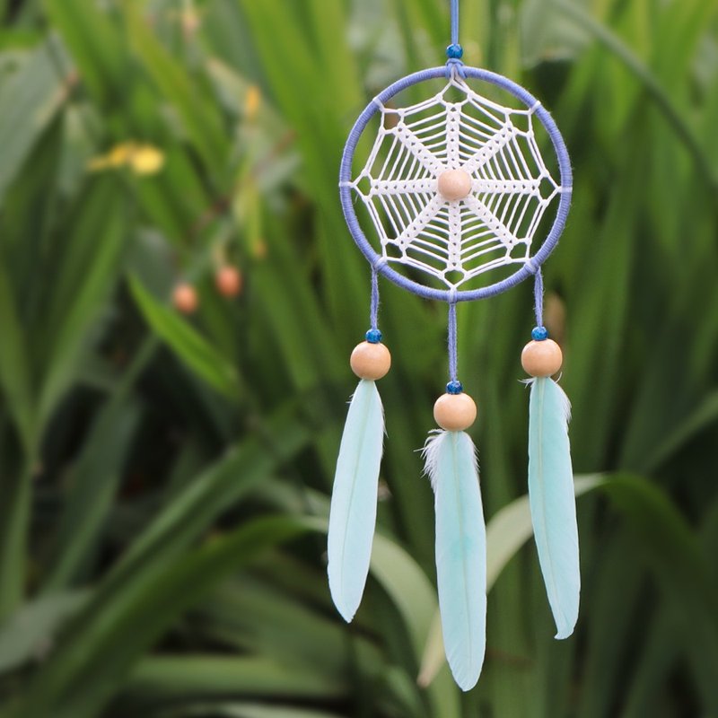 Forest secrets丨Hand-woven gift exchange dream catcher丨Pendant-fresh blue - ตกแต่งผนัง - วัสดุอื่นๆ สีน้ำเงิน