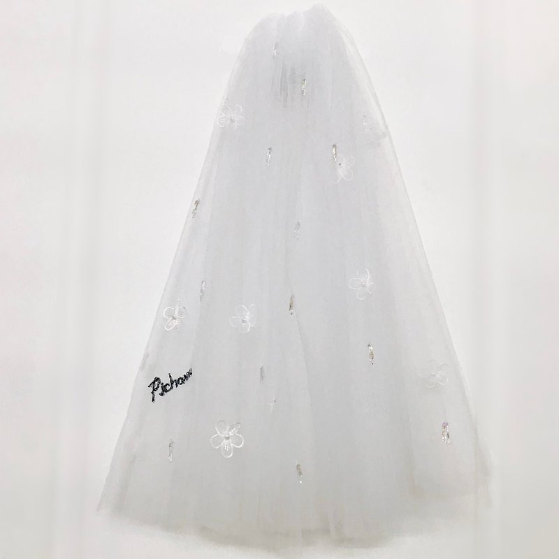 Crystal Veil : White flowers & Crystal bridal veil - เครื่องประดับผม - งานปัก 