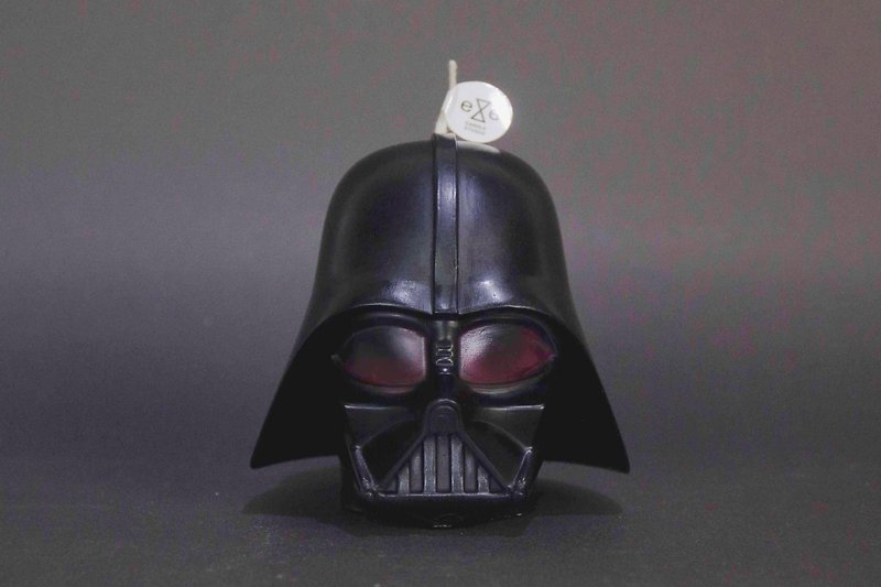 Eyecandle Star Wars - Darth Vader scented candle - เทียน/เชิงเทียน - ขี้ผึ้ง สีดำ