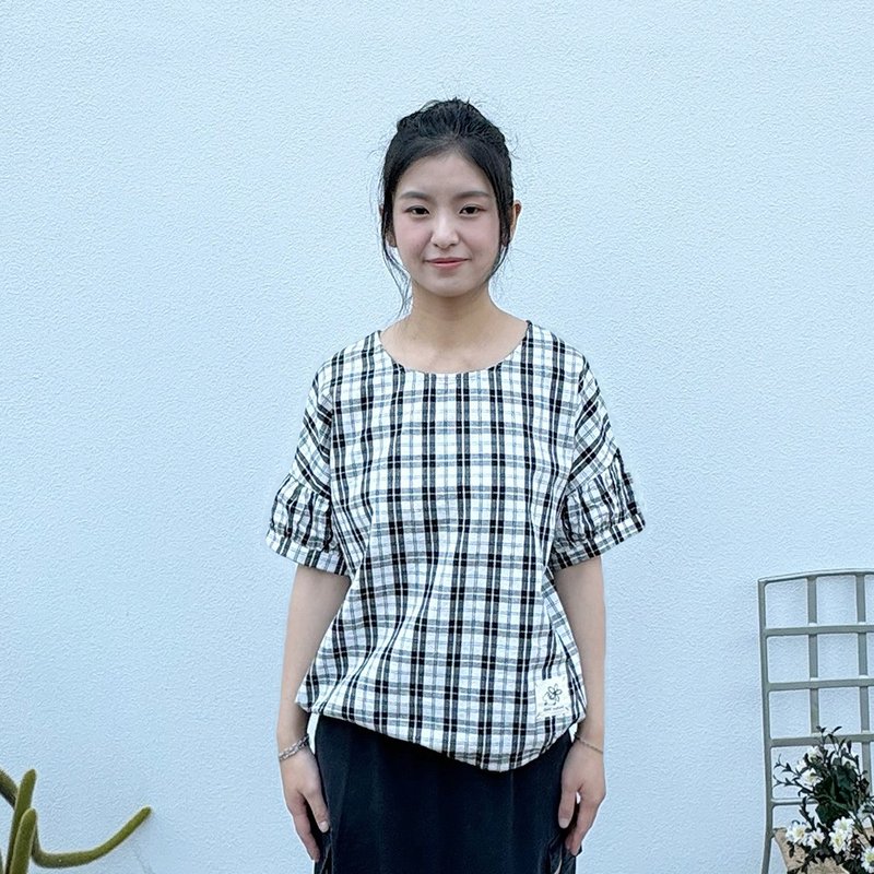 Hana Mokuba 圓領格紋落肩上衣 - 女上衣/長袖上衣 - 其他材質 