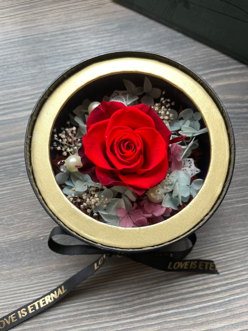 【Round Cake Flower Box】Unwithering Flowers/Rose/Mother's Day/Valentine's Day/Marriage Proposal/Gift Exchange - ช่อดอกไม้แห้ง - พืช/ดอกไม้ 