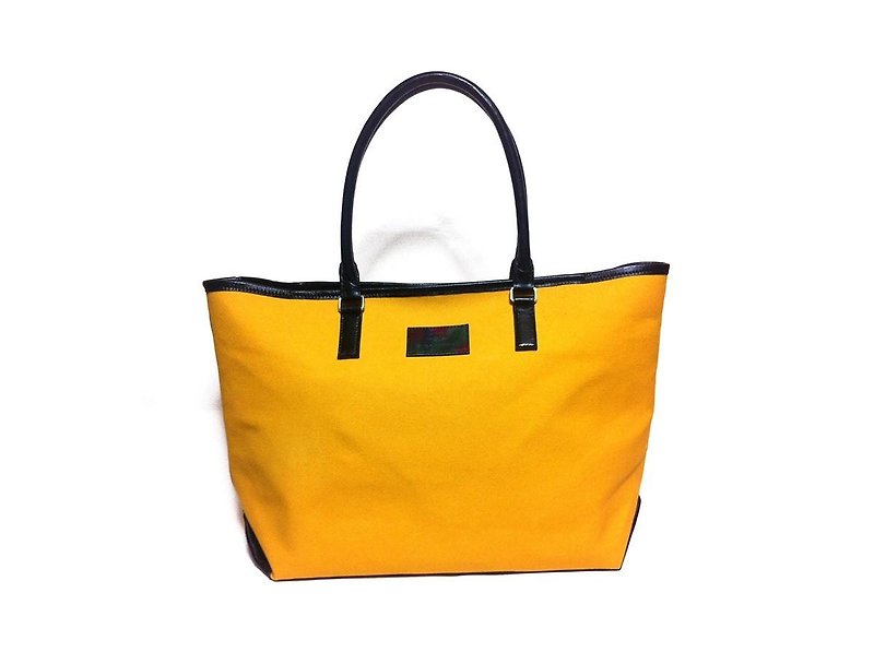 Saffron yellow canvas tote bag - กระเป๋าถือ - ผ้าฝ้าย/ผ้าลินิน สีเหลือง