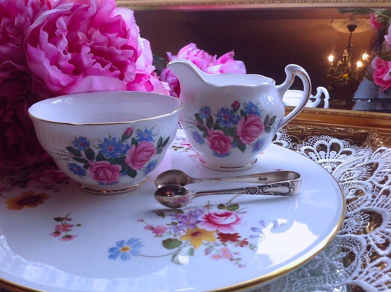 ♥ ♥ Annie crazy Antiquities British bone china made of pink roses series milk pot milk cup sugar bowl snack bowl ~ romantic birthday tea - ถ้วยชาม - เครื่องลายคราม 