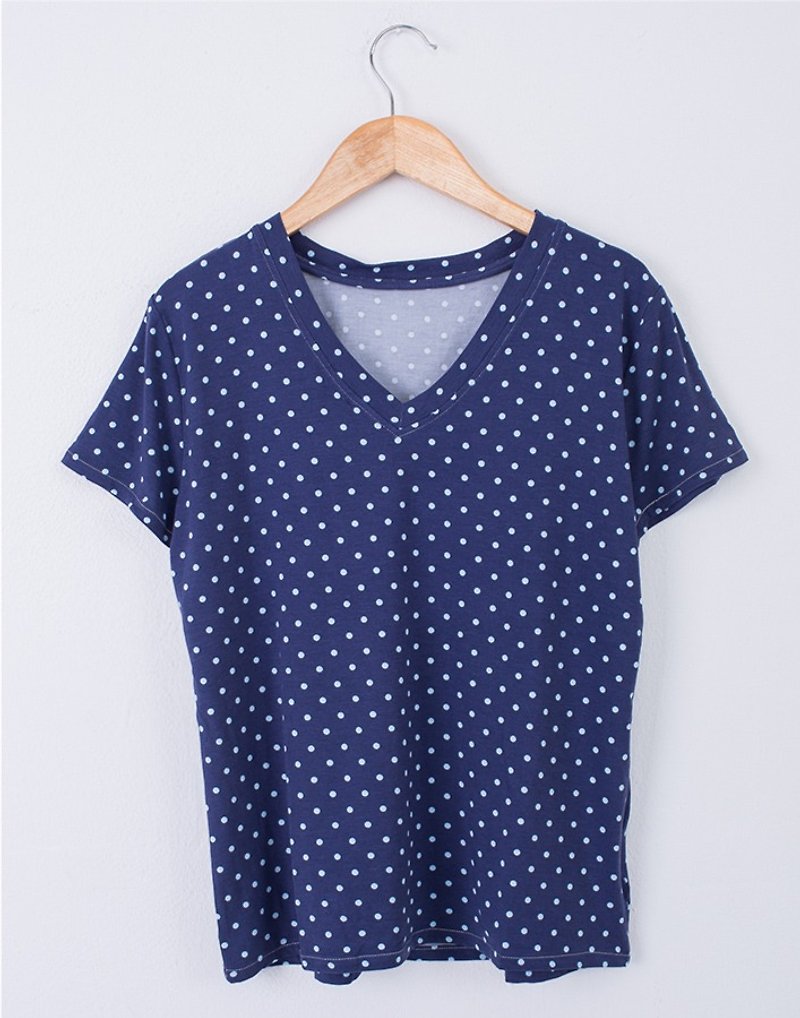 V-neck dot printing T- - เสื้อยืดผู้หญิง - วัสดุอื่นๆ สีน้ำเงิน
