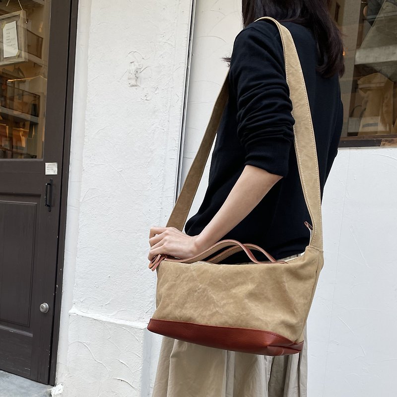 nomad-mini-tannin dyed canvas x Italian leather bag