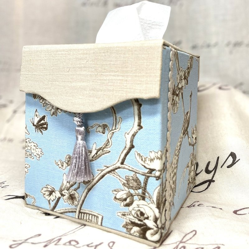 [Limited product] Swinging girl Tissue Box European style cloth box - Tissue Boxes - Cotton & Hemp Blue