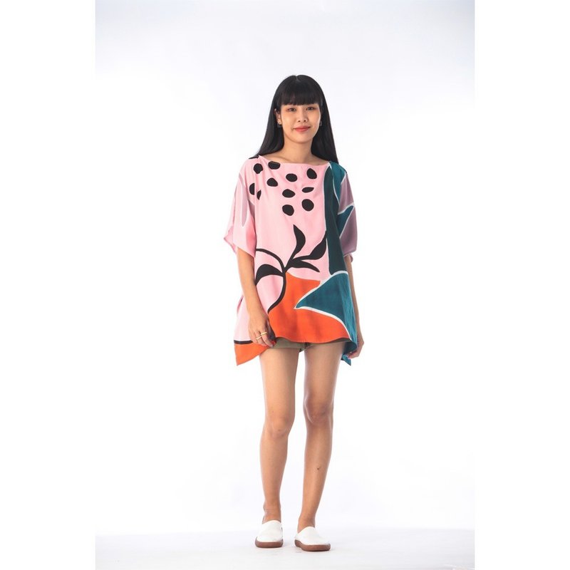Poncho Blouse Cotton Silk Hand Painted for Summer resort vac - 女上衣/長袖上衣 - 棉．麻 粉紅色