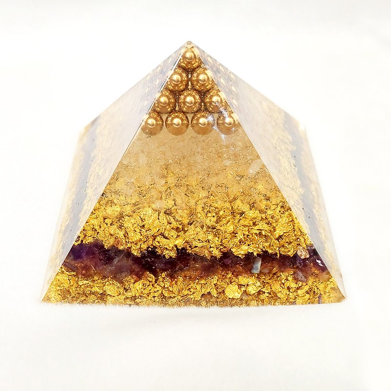 clear quartz, amethyst orgonite pyramid. 5G protection, promotes spirituality - ของวางตกแต่ง - คริสตัล สีม่วง