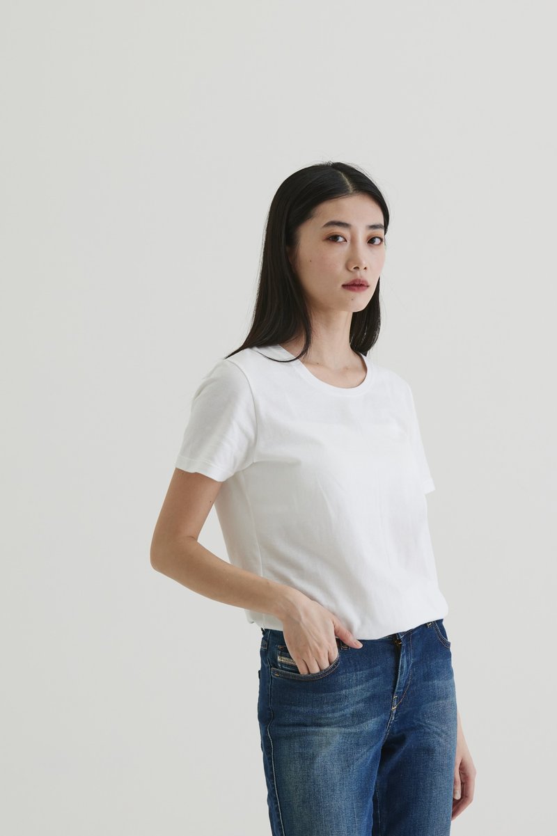 Round neck short sleeve top organic cotton white - เสื้อยืดผู้หญิง - ผ้าฝ้าย/ผ้าลินิน ขาว