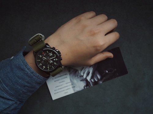 皮俠客PXK手工皮具 手工牛皮摔紋橄欖綠NATO錶帶 水鬼軍錶適用 顏色款式客製化可刻字