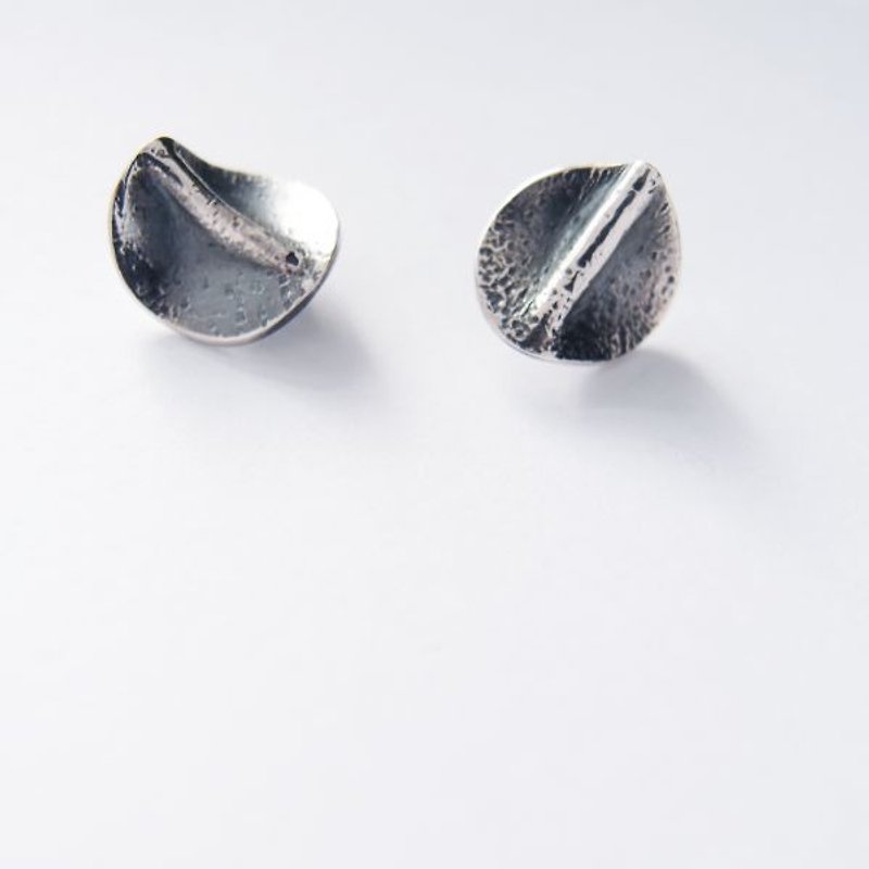 Fold science series 9925 silver earrings - ต่างหู - โลหะ สีเงิน