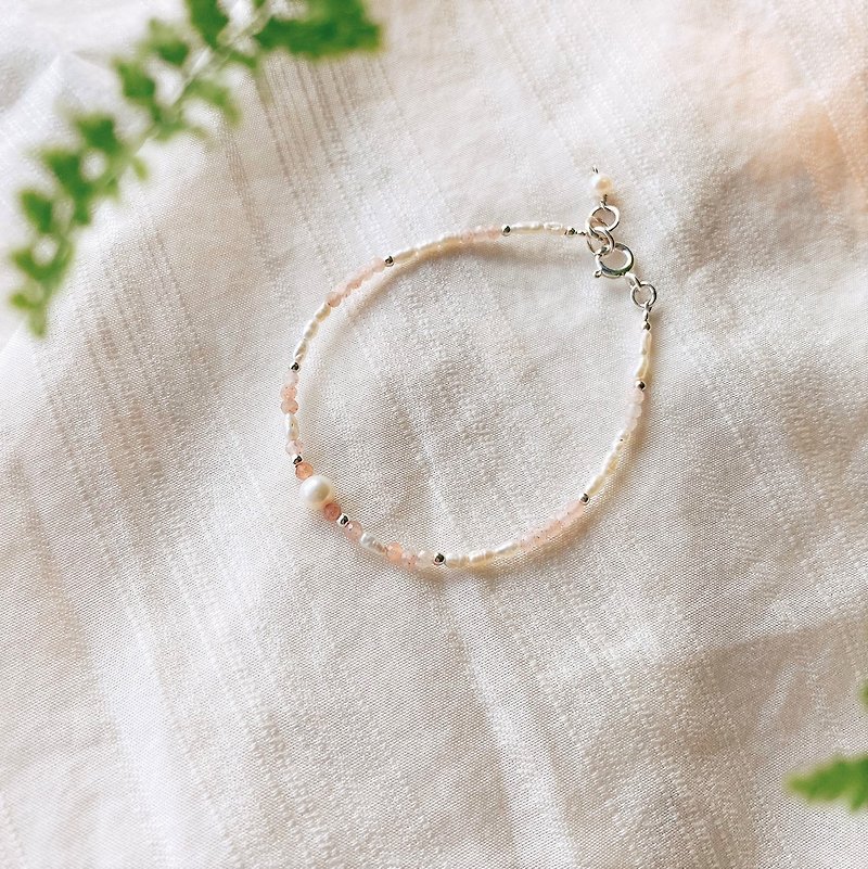 little sun pearl bracelet - Bracelets - Semi-Precious Stones 