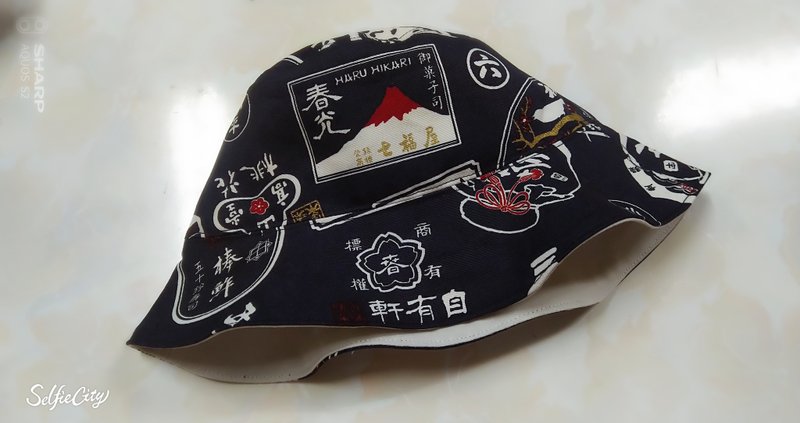 日系商標圖紋 米白卡其素色雙面漁夫帽 遮陽帽 - 帽子 - 棉．麻 藍色
