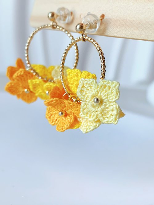 Bouquets Handmade Accessory 微鈎繡球圈圈耳環