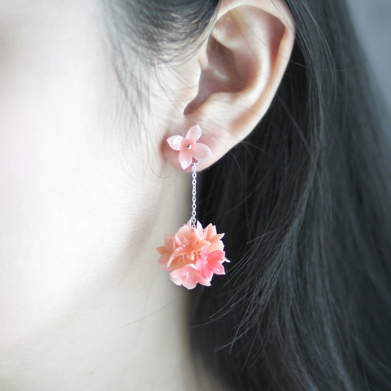 Pamycarie spring and summer resin clay salmon color hydrangea 925 sterling silver earrings - ต่างหู - ดินเหนียว สีแดง