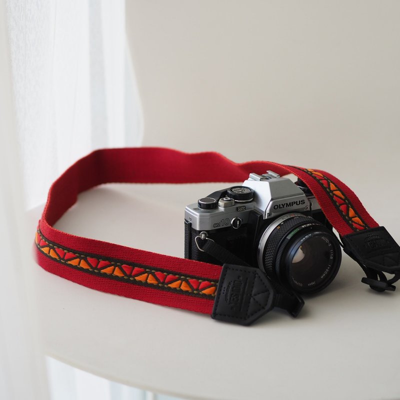 Blue Crisscross with Navy  / LARGE  SIZE / CAMERA STRAP by YESIDID - 相機背帶 - 人造皮革 紅色