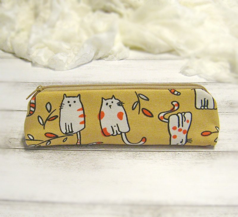 拉鍊收納布包  筆袋  小巧化妝袋  手拿包 眼鏡袋 (Pen-002) - 鉛筆盒/筆袋 - 棉．麻 黃色