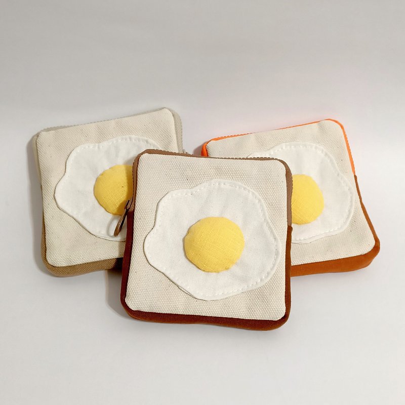 Egg Toast Coin Bread - Three Colors - กระเป๋าใส่เหรียญ - ผ้าฝ้าย/ผ้าลินิน สีกากี