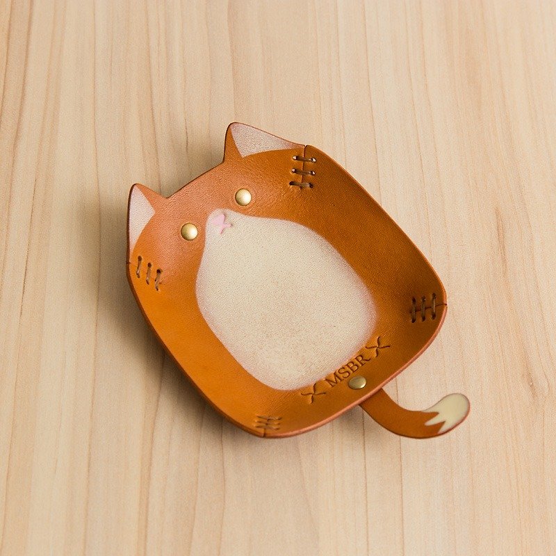 手描きの革製収納トレー（オレンジ色の猫） - 小皿 - 革 オレンジ