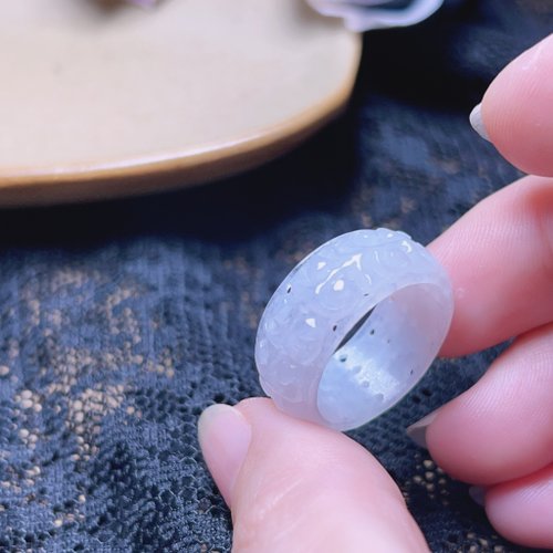 瓔珞翡翠 冰種白翡翡翠雕花戒指戒圈 | 國際15圍 | 天然緬甸玉翡翠A貨