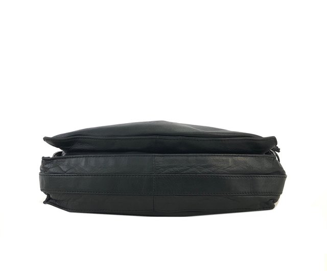 日本直送 名牌中古包 】LOEWE ロエベ ロゴ レザー 巾着 ドロー