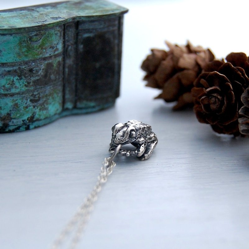 Frog (Silver necklace) - Necklaces - Sterling Silver 