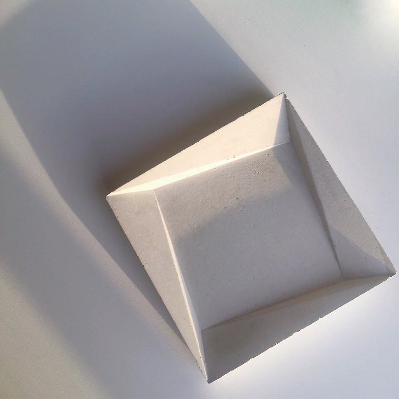 Simple square large tray - ของวางตกแต่ง - ปูน สีเทา