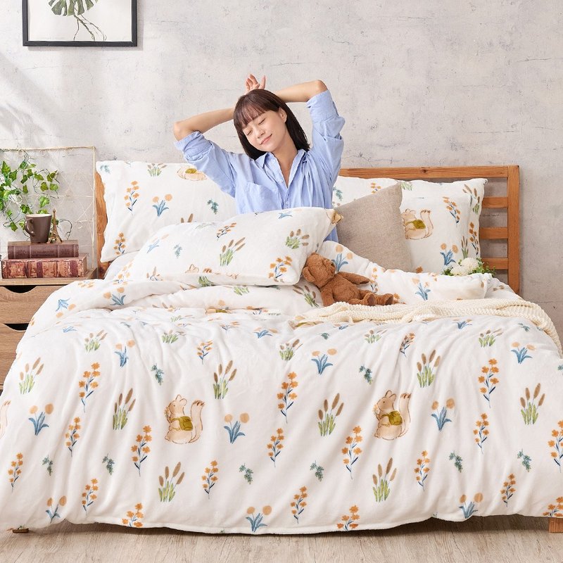 Flannel bed bag dual-purpose blanket and quilt set (single/double/extra large) / multiple styles to choose from - เครื่องนอน - วัสดุอื่นๆ หลากหลายสี