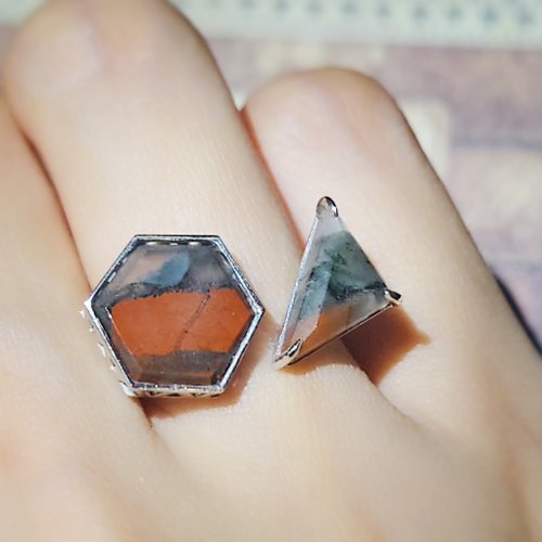 Tamasii Jewellery 特別切割 三角六角龍血石 純銀電鍍18K白金開口戒指