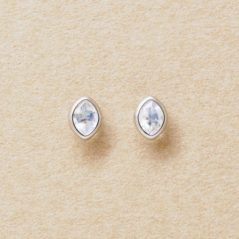 【Second Earrings】 鉑金藍月光石欖尖形耳環 - 耳環/耳夾/耳骨夾 - 貴金屬 
