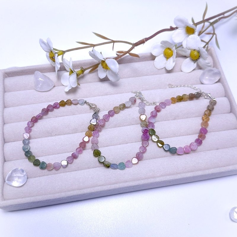 Rainbow x Stone| | tourmaline bracelet | | love carving | sister and daughter chain | Christmas gift - สร้อยข้อมือ - เครื่องเพชรพลอย สีแดง