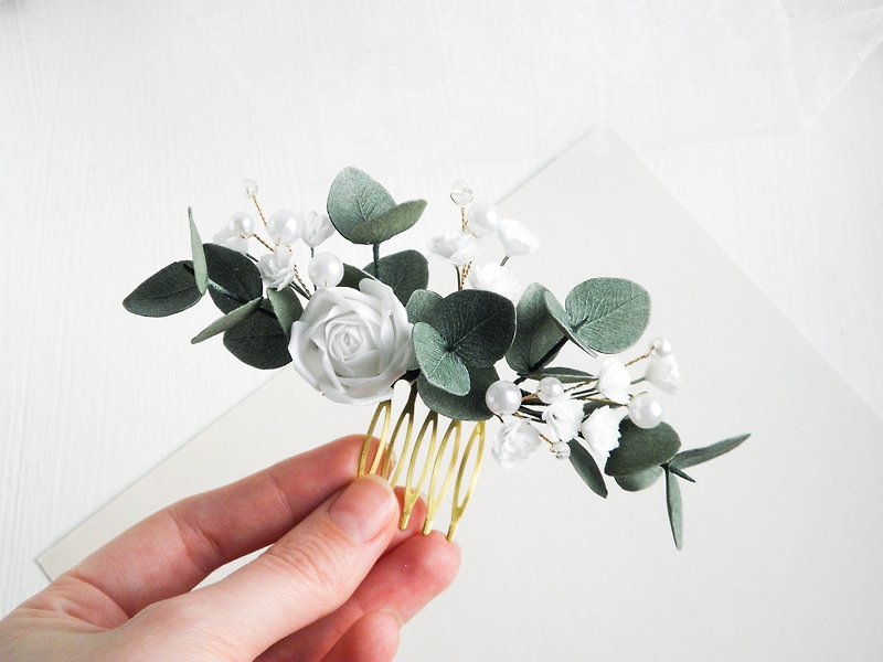 Bridal eucalyptus hair comb Wedding flower hair piece Roses headpiece - Hair Accessories - Plants & Flowers White