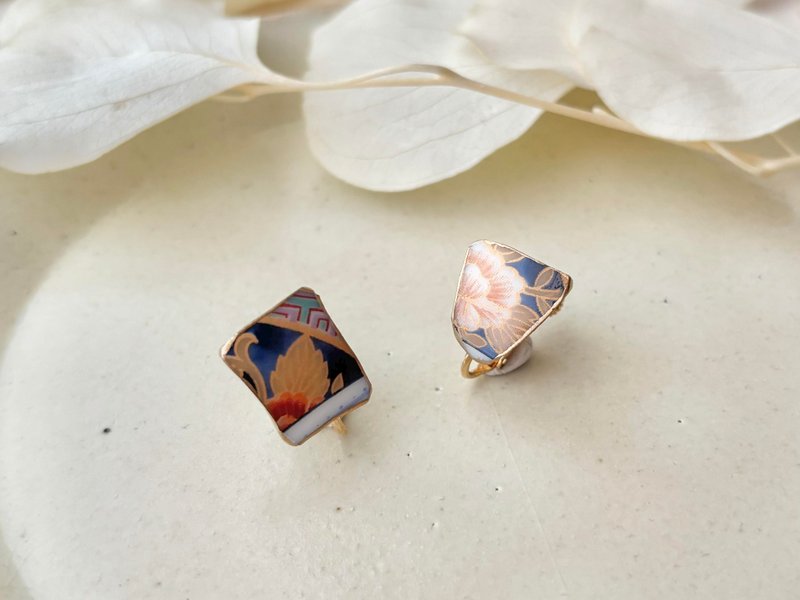 有田焼 　金継ぎ　ネジバネ式イヤリング　オレンジ　花柄　リーフ柄　伝統工芸　No.363 - 耳環/耳夾/耳骨夾 - 陶 橘色