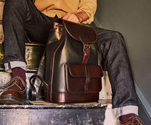 Handcrafted leather online backpack