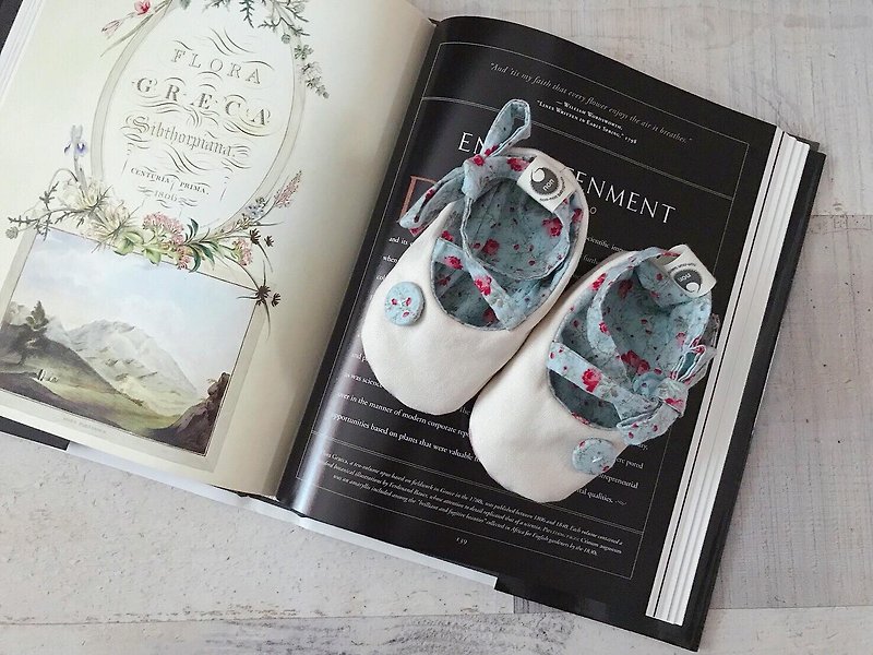 120 Japan White Linen X Floral Handmade Button Bundle Baby Shoes Baby Shoes Toddler Shoes - Baby Shoes - Cotton & Hemp White