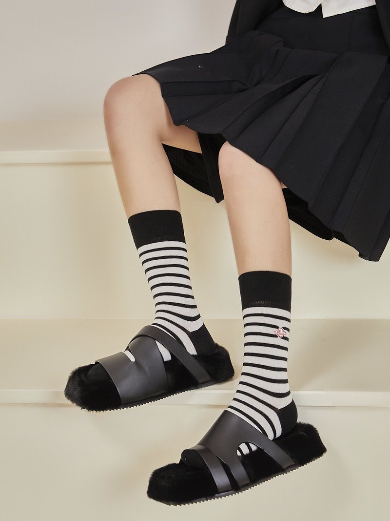 HM Will Say You Good Zebra Ladies Socks - ถุงเท้า - ผ้าฝ้าย/ผ้าลินิน สีดำ
