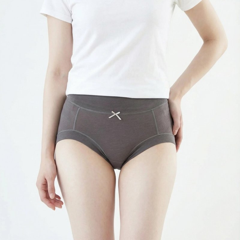 【日本製】米ぬかレーヨン×コットン はくだけスキンケアパンティー　秋冬の乾燥ケアに、しっとり保湿インナー - アンダーウェア - サステナブル素材 ブラウン