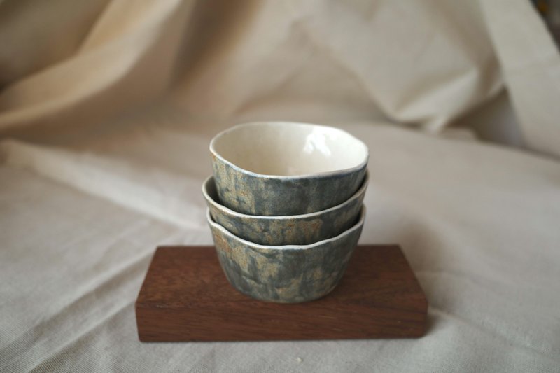 手捏冰淇淋杯 - 夏日池塘 - 咖啡杯/馬克杯 - 陶 綠色