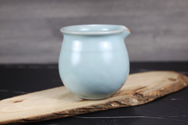 【送禮好物】360~400ml 汝窯無把 手拉坯 咖啡下壺 茶海 公道杯 - 咖啡壺/手沖壺 - 瓷 
