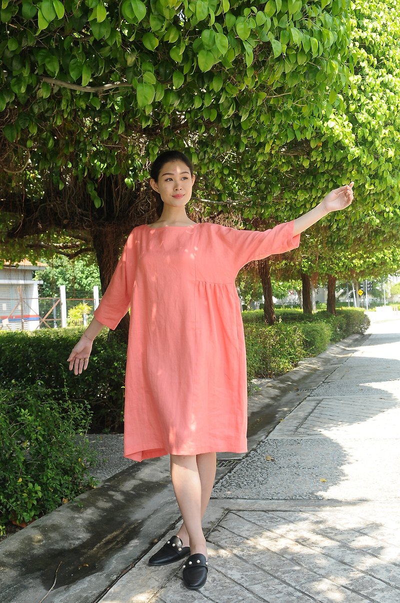Linen Dress /Flarey Linen Dress /Three Quarter Sleeved /Rounded Neckline EP-D647 - 連身裙 - 亞麻 